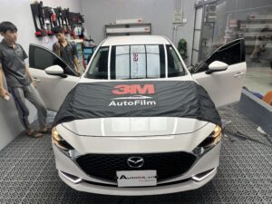 Dán phim cách nhiệt cho Mazda 3