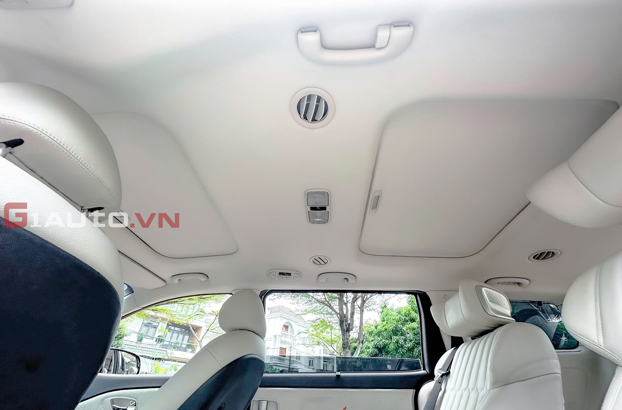 Nâng cấp và bọc ghế da cho xe KIA Sedona với loại da Nappa cao cấp